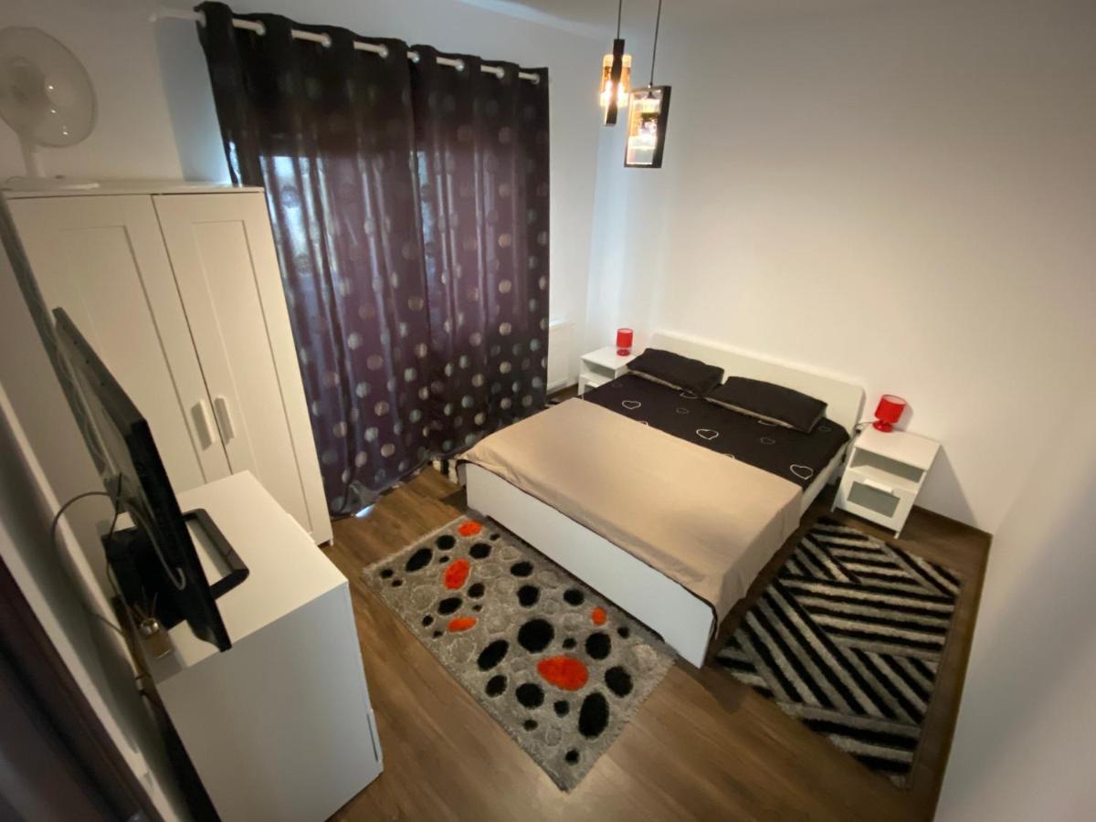 Apartament Militari Residence Bukarest Exteriör bild