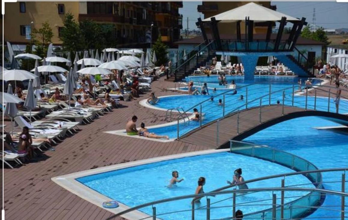 Apartament Militari Residence Bukarest Exteriör bild